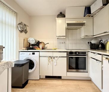 Stanier Avenue, Coundon, CV1 - Photo 5