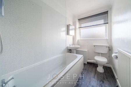 2 bedroom maisonette to rent - Photo 5