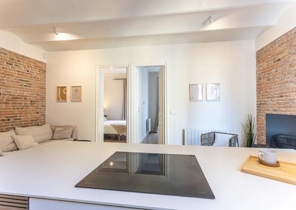 Carrer de Sant Pere Màrtir, Barcelona, Catalonia 08012