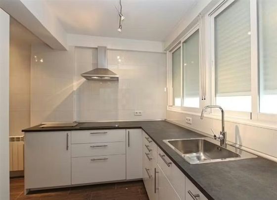 Calle de Pizarro, Getafe, Community of Madrid 28902 - Photo 1