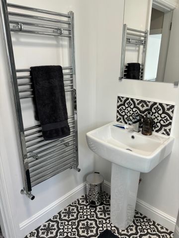 NEWLY REFURBISHED 5 Bedroom House for Rent on Jubilee Drive, L7 - Photo 5