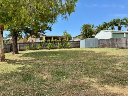 15 Kirkconell Street, 4740, Beaconsfield - Photo 2