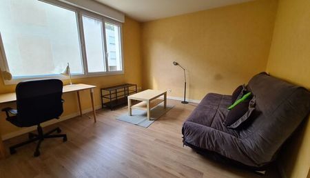 Appartement 1 pièces 28m2 REIMS 607 euros - Photo 2
