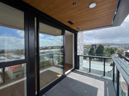 Unit 511, 158 Onehunga Mall, Onehunga, Auckland - Photo 1