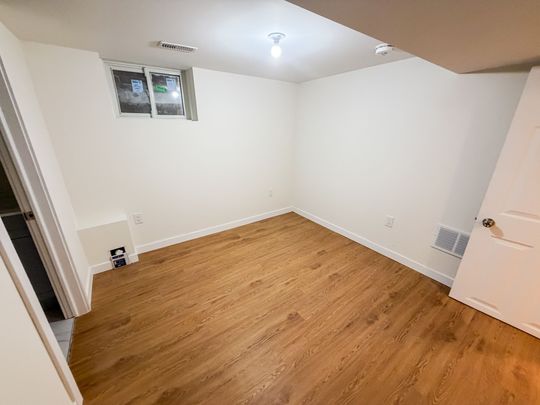 For Lease - 300 South Kingsway N/A Unit# Basement, Toronto, Ontario - Photo 1