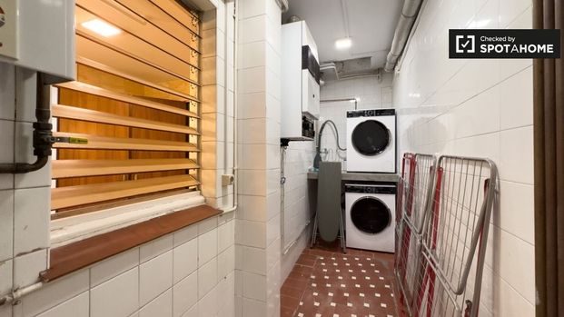 barcelona, Catalonia 08903 - Photo 1