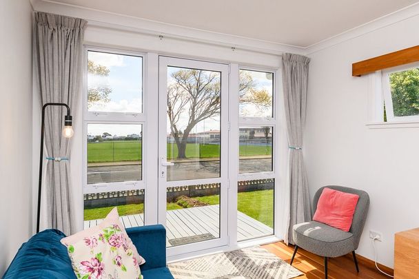 Fully furnished one bedroom flat - Photo 1