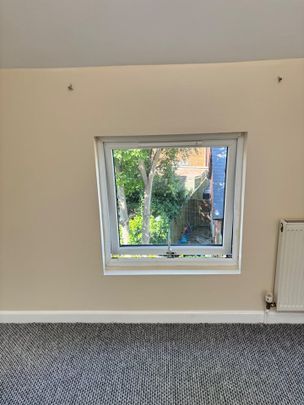 1 Bed Flat, Waylen Street, RG1 - Photo 1