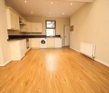 7a Lagan View Terrace, Dromore, BT25 1AD - Photo 3