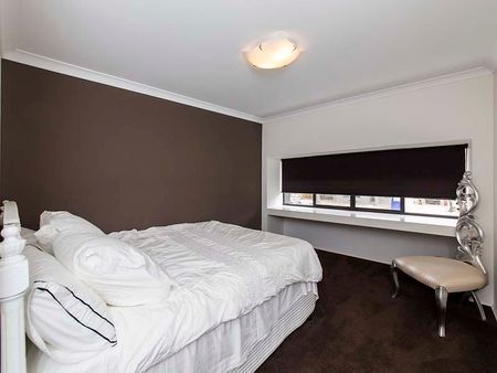 23A Eastbourne Crescent, Nollamara WA 6061 - Photo 5