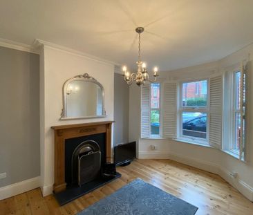 Malmesbury Road - Photo 1