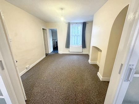 2 bedroom property to rent - Photo 2