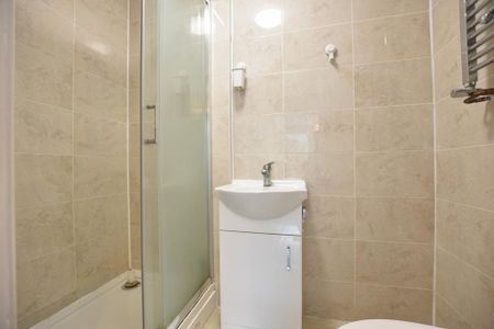 House share to rent - Photo 4