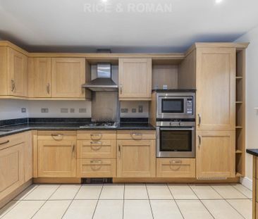 2 Bedroom Apartment, Cobham Grange – Cobham - Photo 5