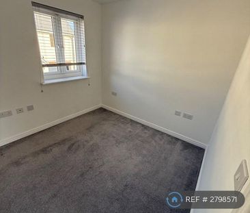 2 bedroom semi-detached house to rent - Photo 6