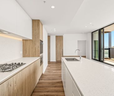Brand New Apartment with oversized study in the Merrylands for LEAS... - Photo 4