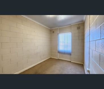 Unit 4/68 Tapleys Hill Rd, Glenelg North, SA 5045 - Photo 2