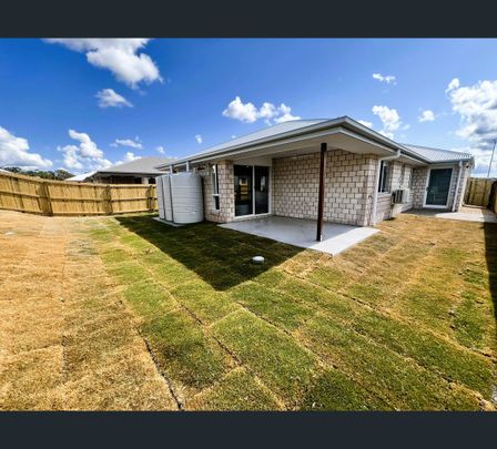 8 Flame Tree Road, Cotswold Hills, Qld 4350 - Photo 1