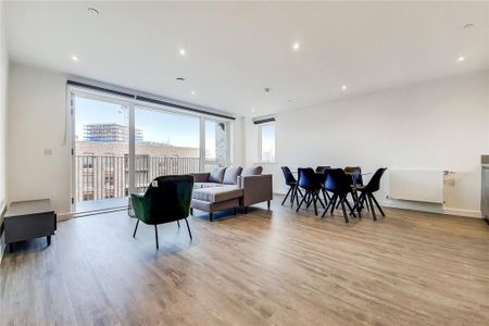 3 bedroom apartment to rent - Photo 2