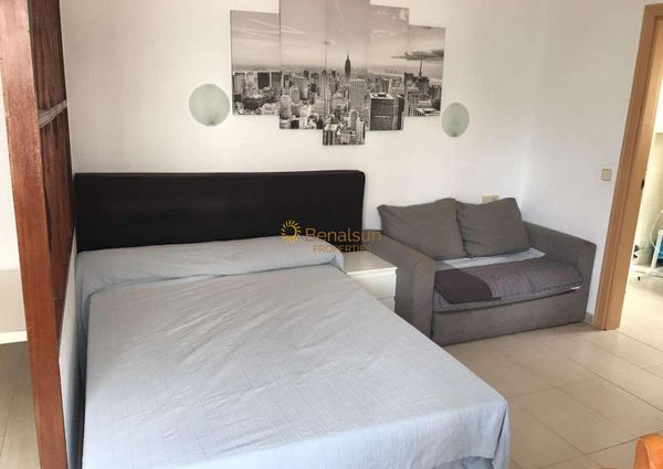 For rent MID SEASON from 01/09/2024 - 30/06/2025 studio on 1st line of beach in Benalmadena.-