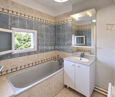 Location Appartement 2 pièces 39m² - Photo 3
