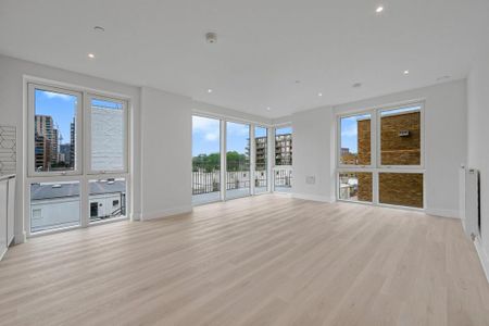 3 bedroom flat to rent - Photo 2