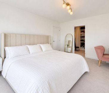 4 bedroom detached house to rent - Photo 5