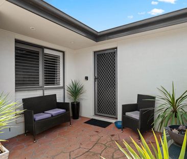 Home For Rent - Photo 3