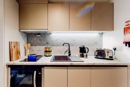 2 Bed Apartment - Photo 2