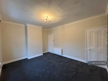 2 bedroom terraced house to rent - Photo 3