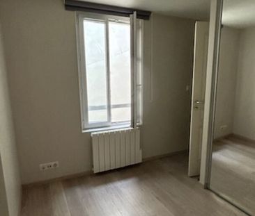 Location Appartement 2 pièces 41m² ROUEN 76000 - Photo 2