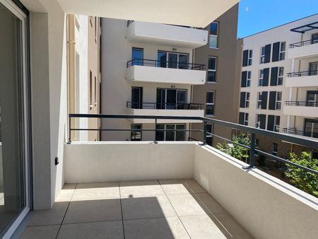 Location Appartement 2 pièces 41m² FREJUS 83600 - Photo 4