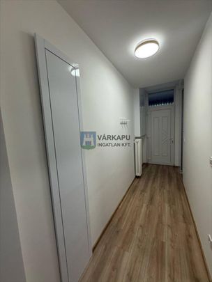 Kiadó felújított lakás - Budapest V. kerület - Photo 1