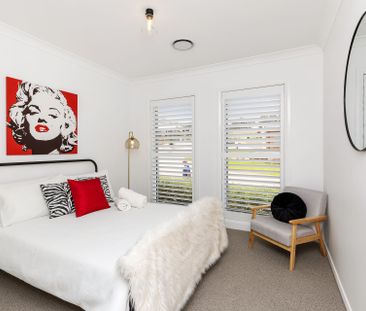 Modern, Low-Maintenance Living in Sought-After Bourkelands - Photo 4