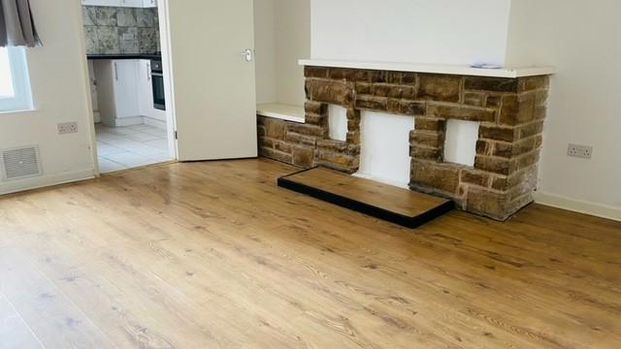 2 bedroom house to rent - Photo 1