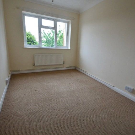 Willow Court, Meadfield Road, Slough,SL3 - Photo 1