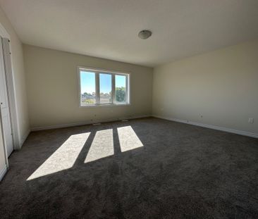 For Lease - 17 Cahill Drive Unit# Upper, Brantford, Ontario - Photo 4