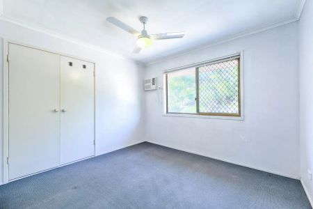 6 Birchley Street, Chapel Hill QLD 4069 - Photo 3