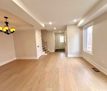 For Lease - 100 Woodroof Crescent, Aurora, Ontario - Photo 3