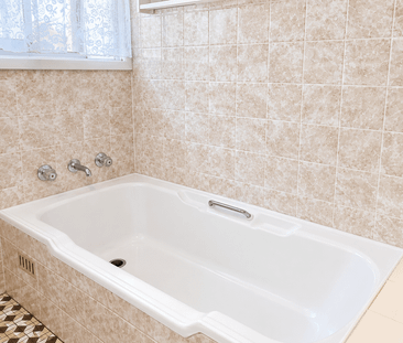 Well Positioned Family Home in the Heart of Ingleburn - Photo 5