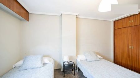 Plaça José María Orense, Valencia, Valencian Community 46022 - Photo 2