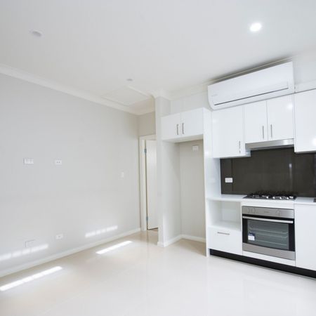 Prime Location – Immaculate Granny Flat For Rent!! - Photo 4