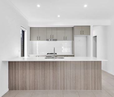 Modern Single-Level Family Home - Photo 5