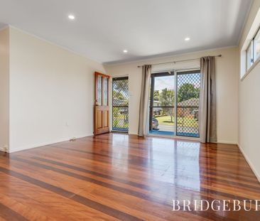 Convenience & Charm in Scarborough! - Photo 2