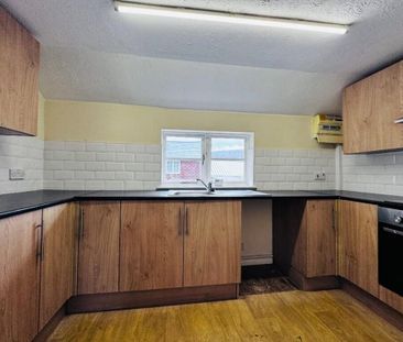 3 bedroom apartment to rent - Photo 4