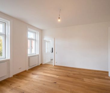 Großzügige 2-Zimmer-Altbauwohnung mit besonderem Grundriss & Balkon... - Foto 1