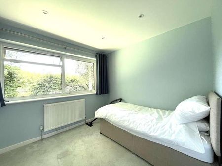 Parklands, RH8 - Photo 3