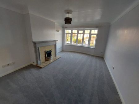 2 Bedroom Flat / Apartment - Kingsfield, Bursledon - Photo 4