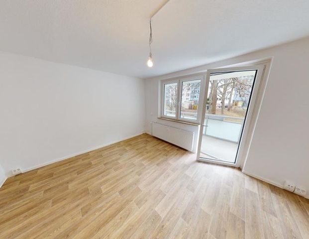 Großzügige Singlewohnung mit Balkon direkt im Zentrum - Photo 1