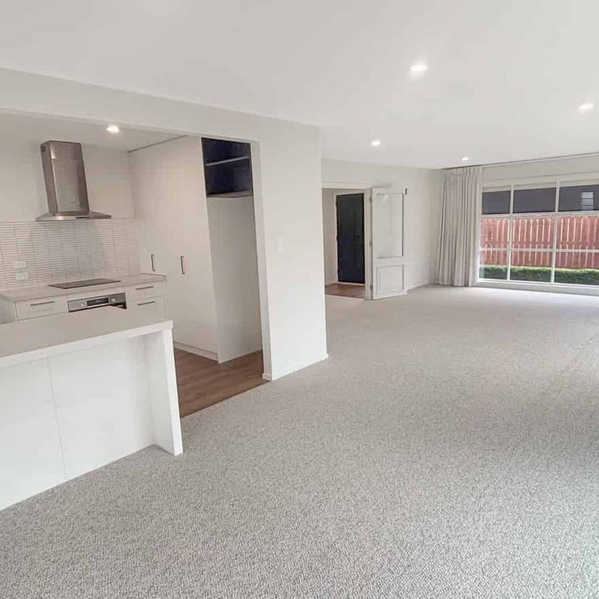 Total transformation in Merivale! - Photo 1